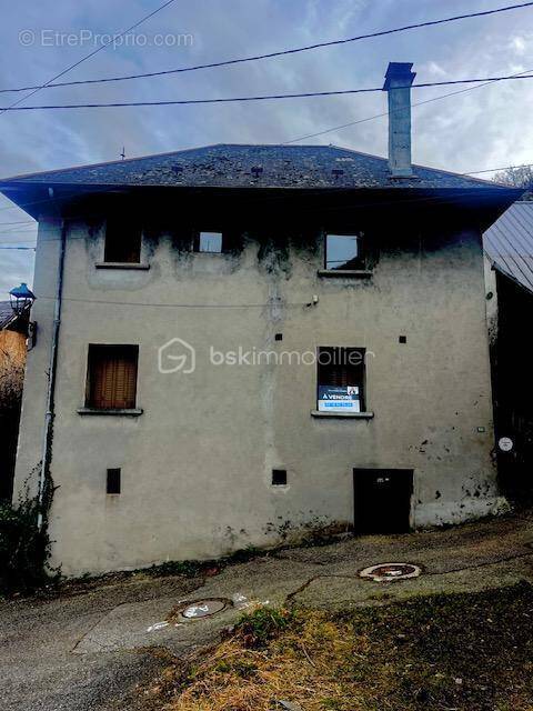 Maison à SAINT-REMY-DE-MAURIENNE