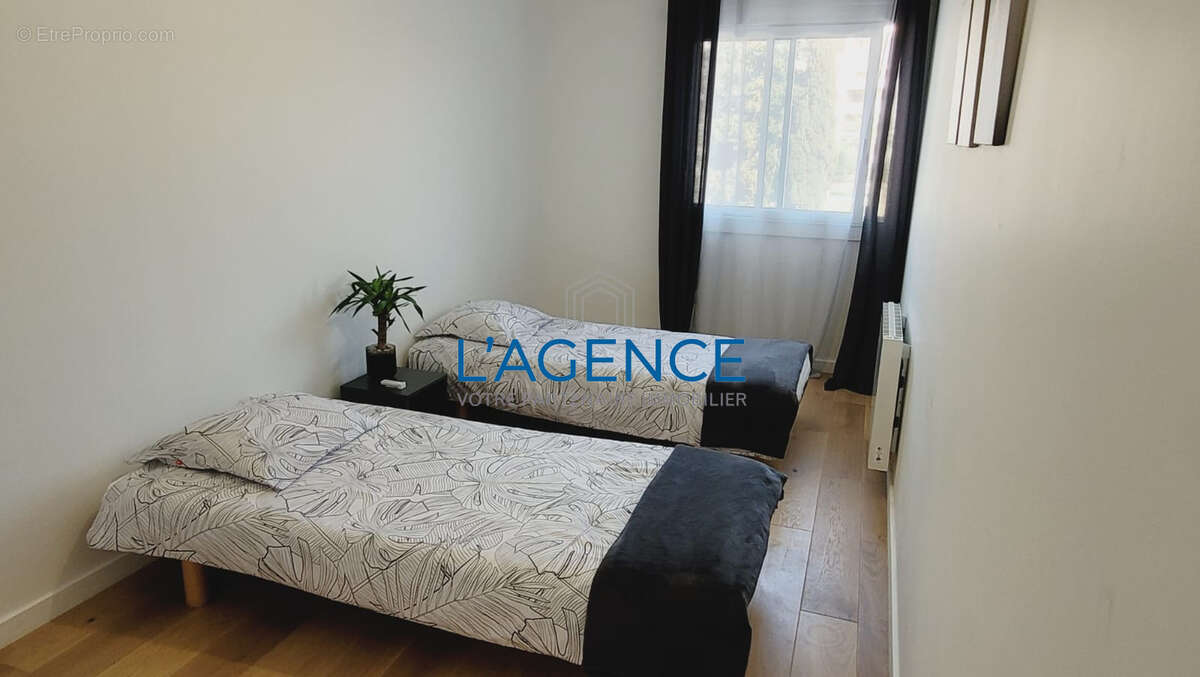 Appartement à HYERES