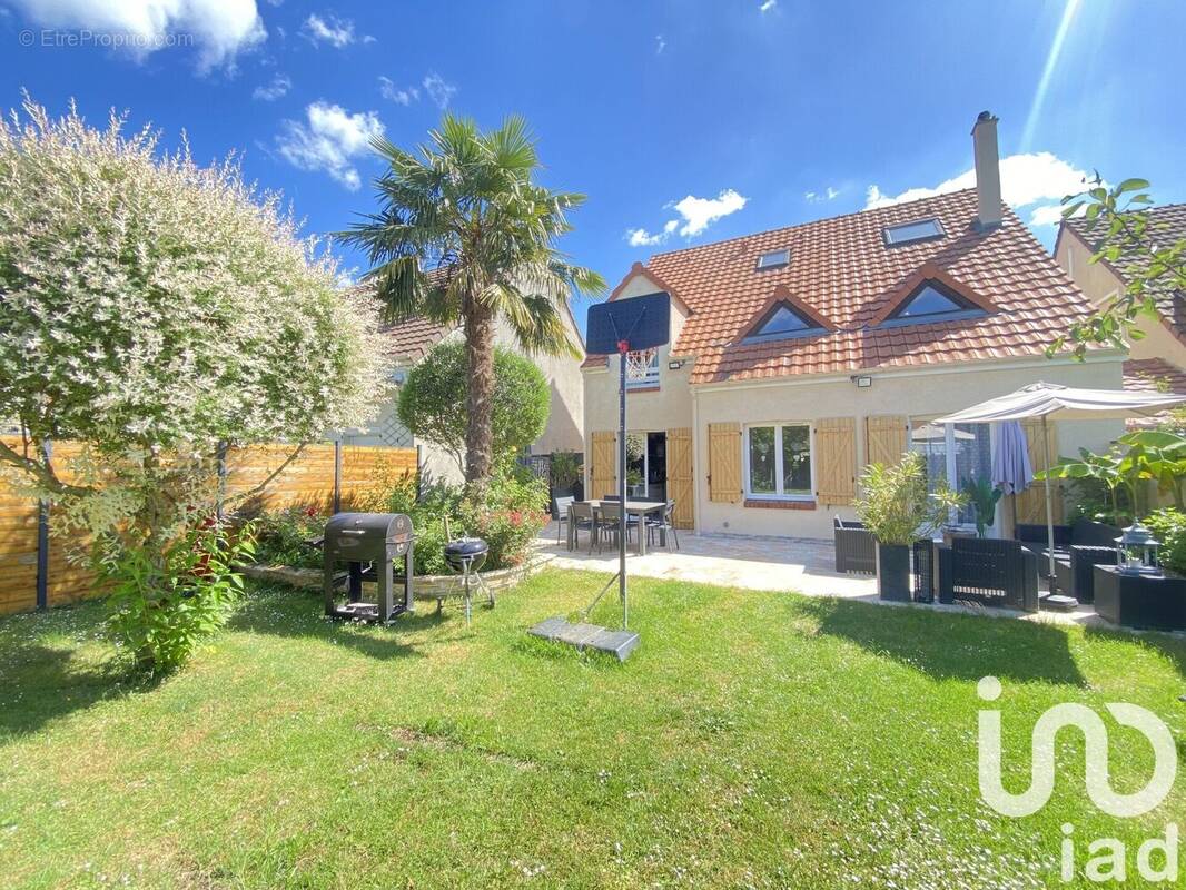 Photo 1 - Maison à PONTAULT-COMBAULT