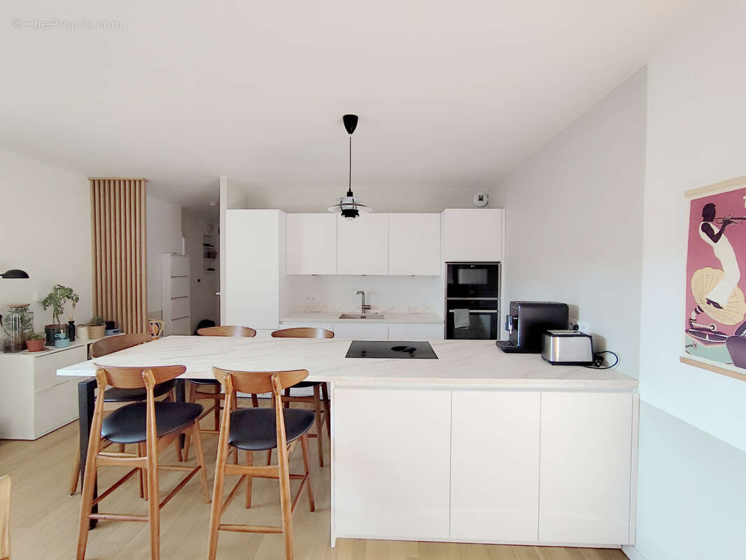 Appartement à SAINT-MAUR-DES-FOSSES