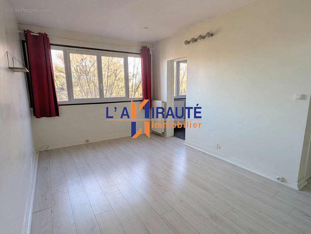 Appartement à CARRIERES-SUR-SEINE