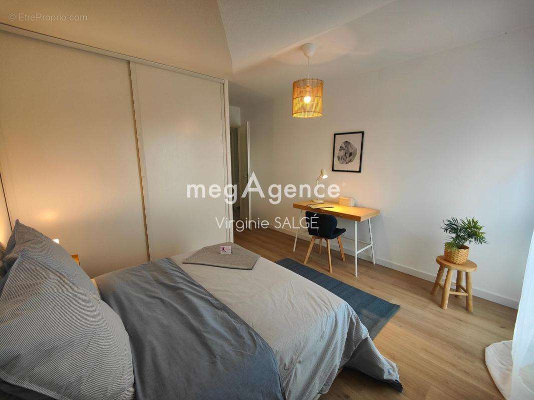 Appartement à CASTELGINEST
