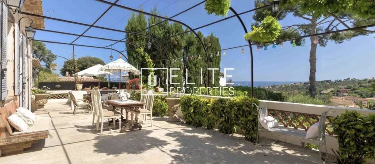 Maison à ANTIBES