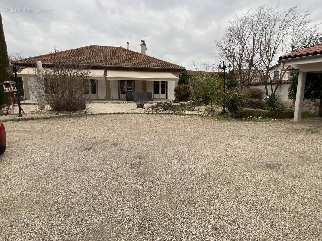Maison à MONTBRISON