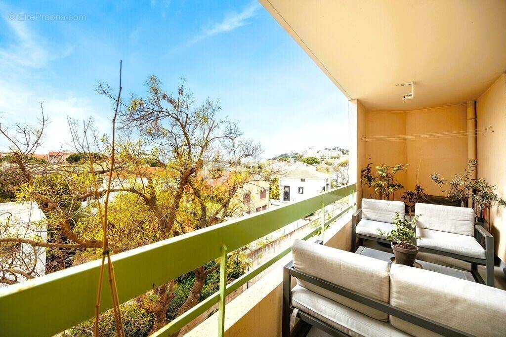 Appartement à MARSEILLE-8E