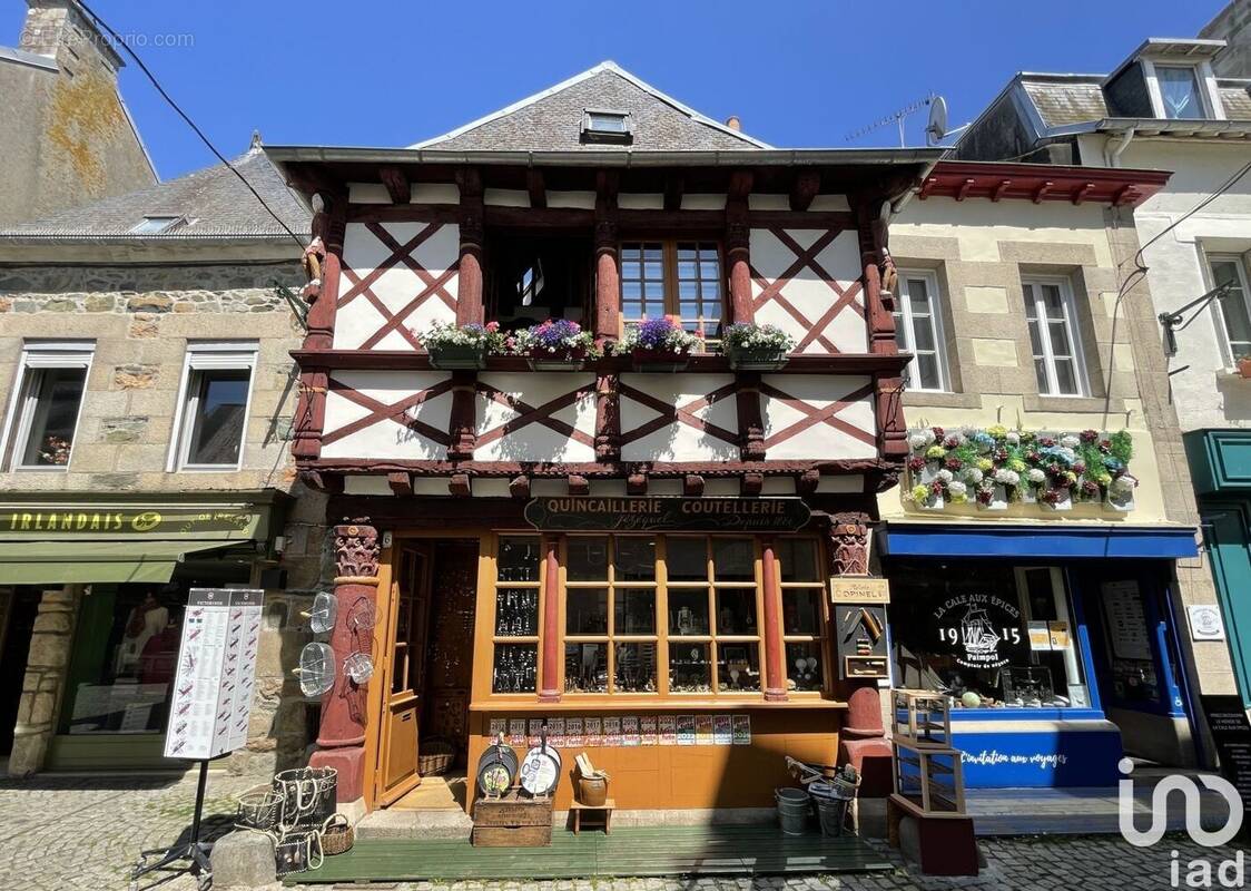 Photo 1 - Commerce à PAIMPOL