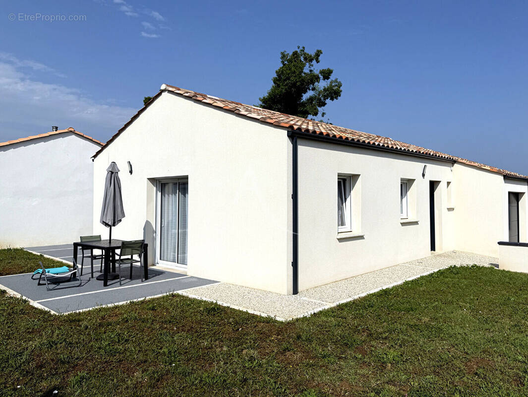 Maison à LE CHAMP-SAINT-PERE