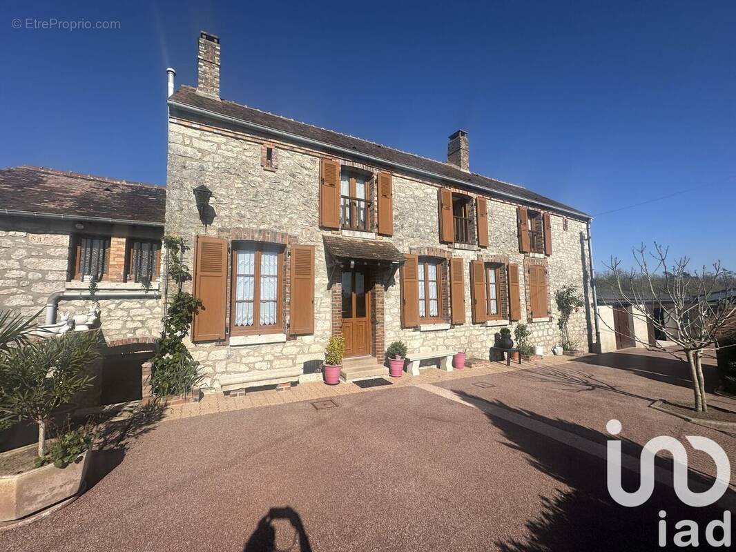 Photo 1 - Maison à SOUPPES-SUR-LOING