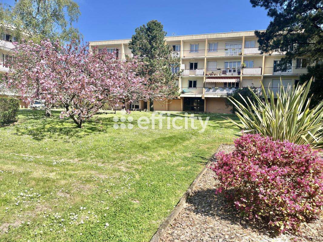 Appartement à SAINT-SEBASTIEN-SUR-LOIRE