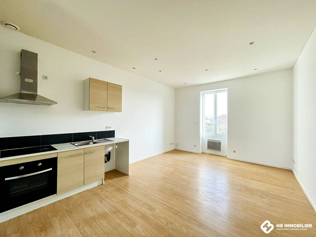 Appartement à RIORGES
