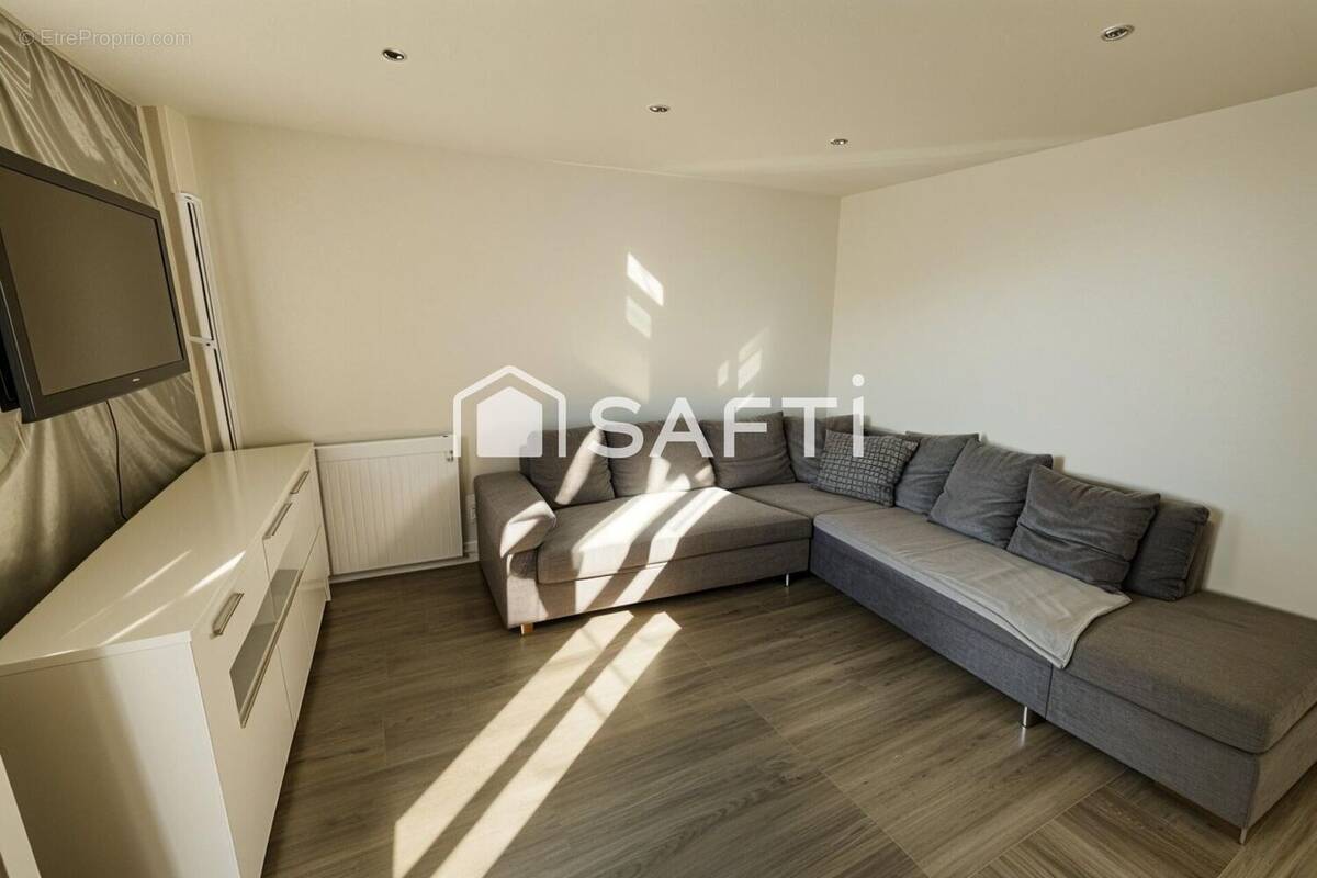 Photo 1 - Appartement à CHOISY-LE-ROI