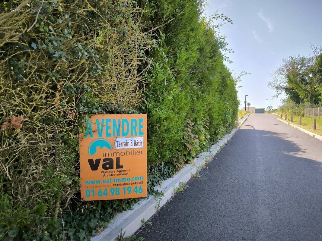 Terrain à MAISSE