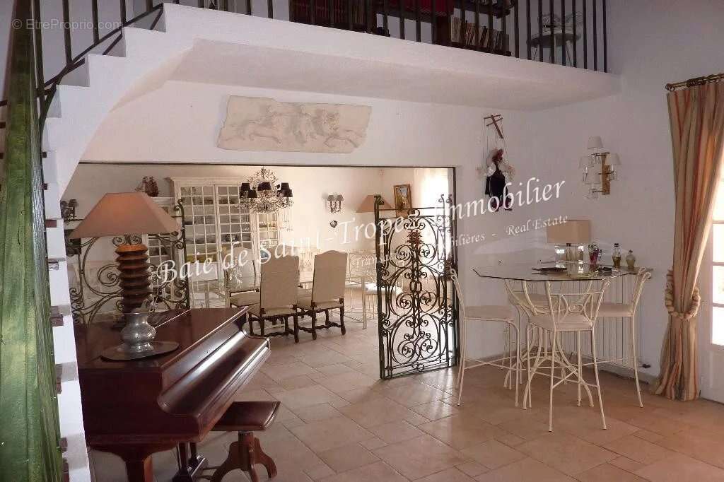 Maison à GRIMAUD