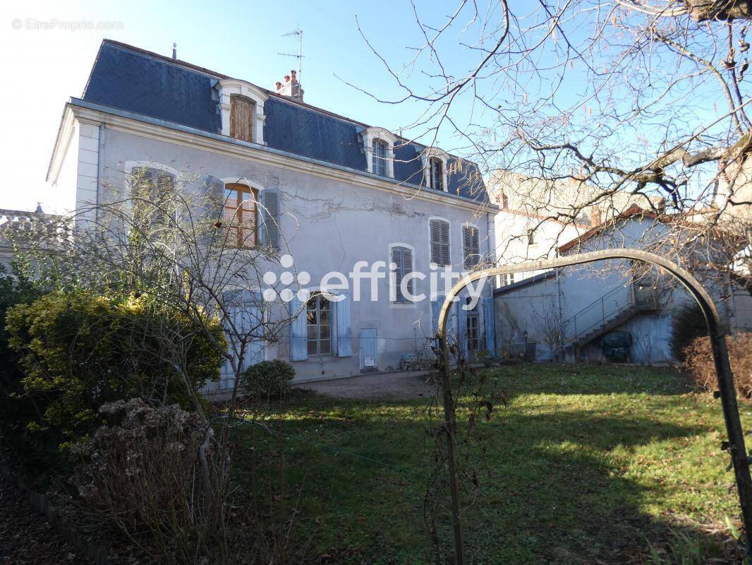 Maison à GANNAT