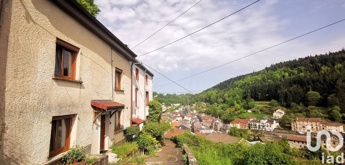 Photo 1 - Maison à PLOMBIERES-LES-BAINS
