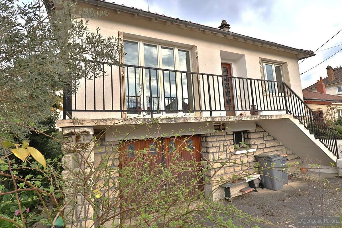 Maison à VERRIERES-LE-BUISSON