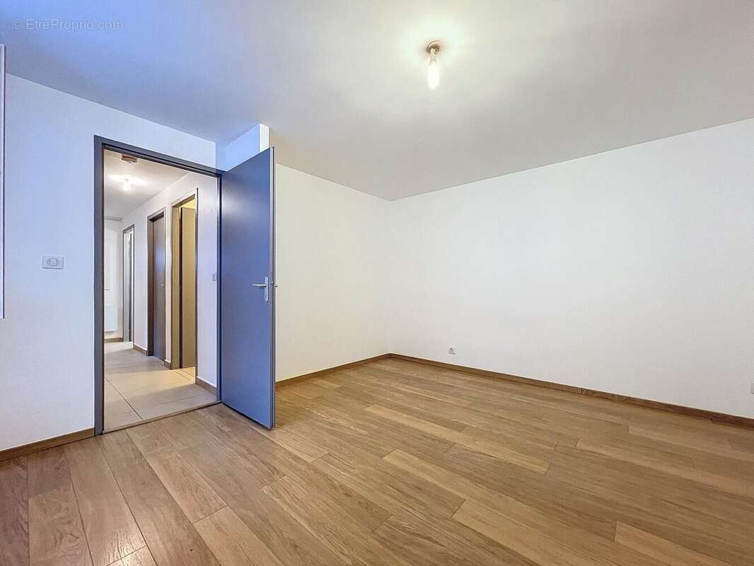 Photo 7 - Appartement à FONTANIL-CORNILLON