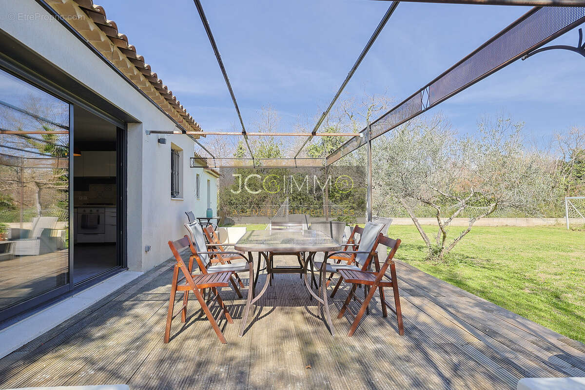 Maison à LA FARLEDE
