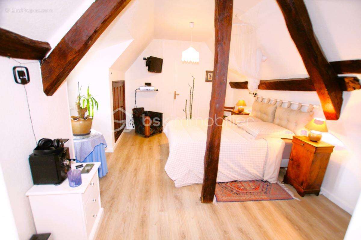 Maison à EPERNON