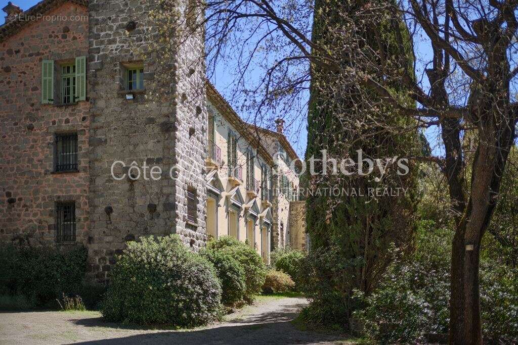 Maison à BIOT