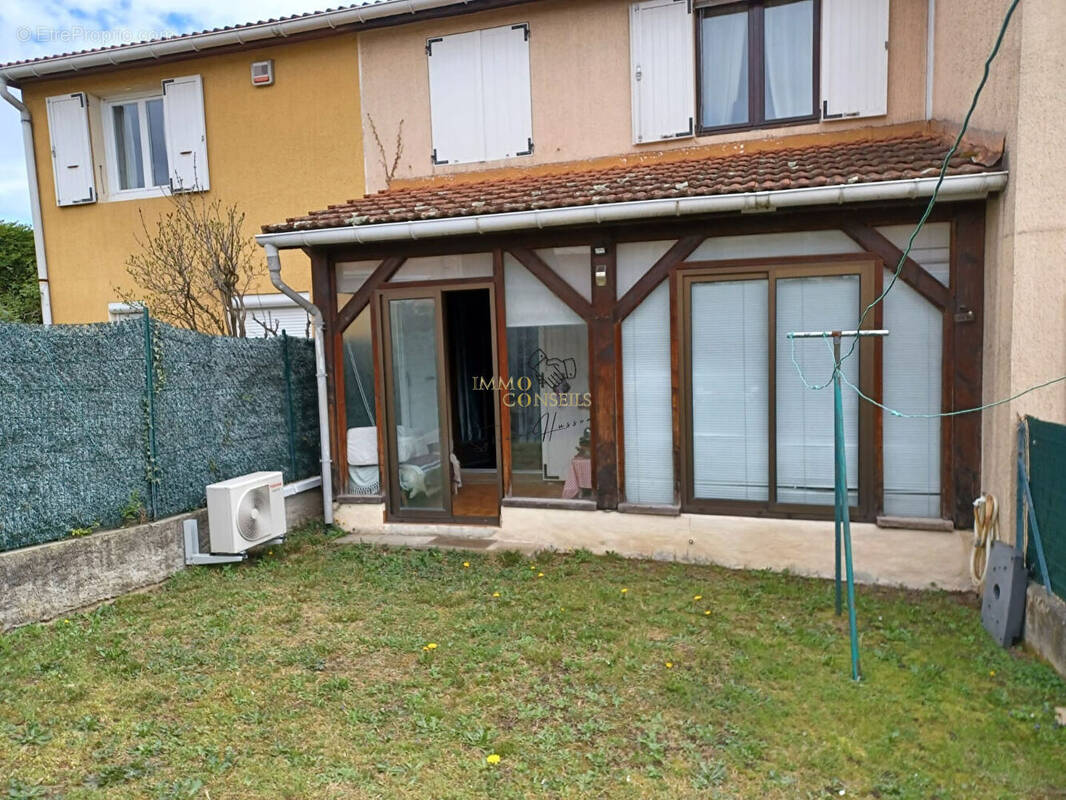 Maison à OULLINS