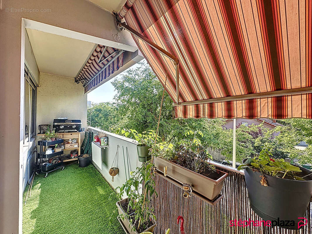 Appartement à LYON-8E