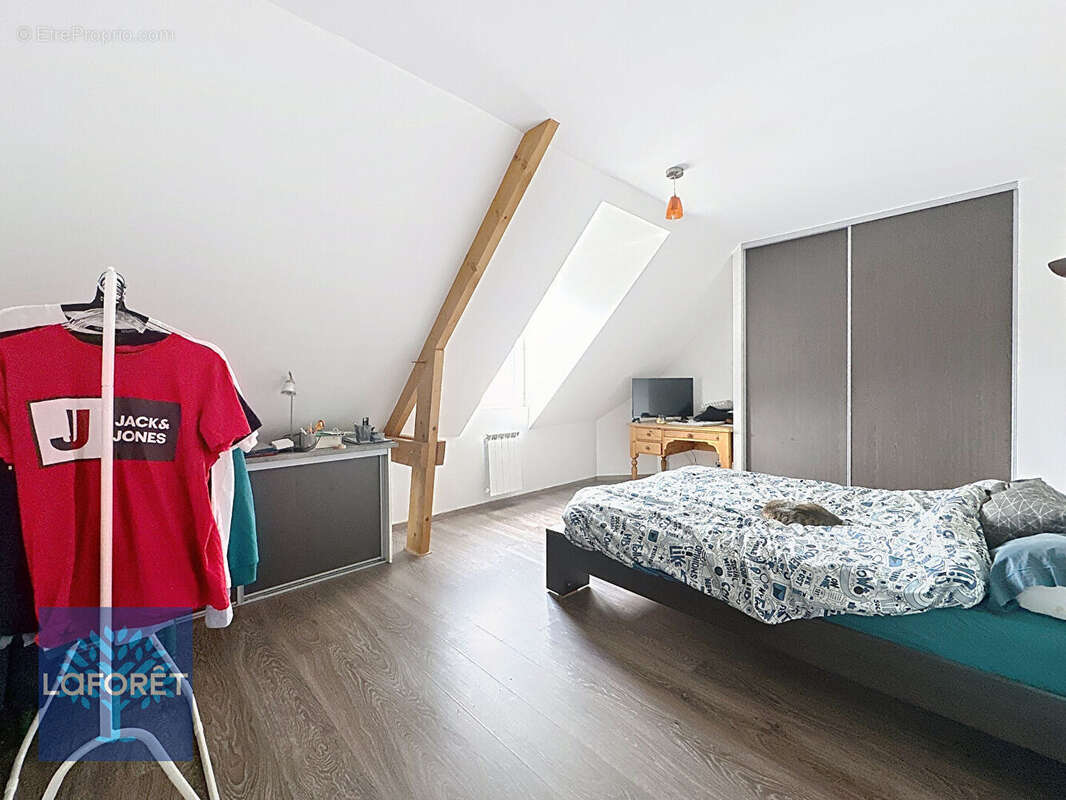 Maison à LECOUSSE