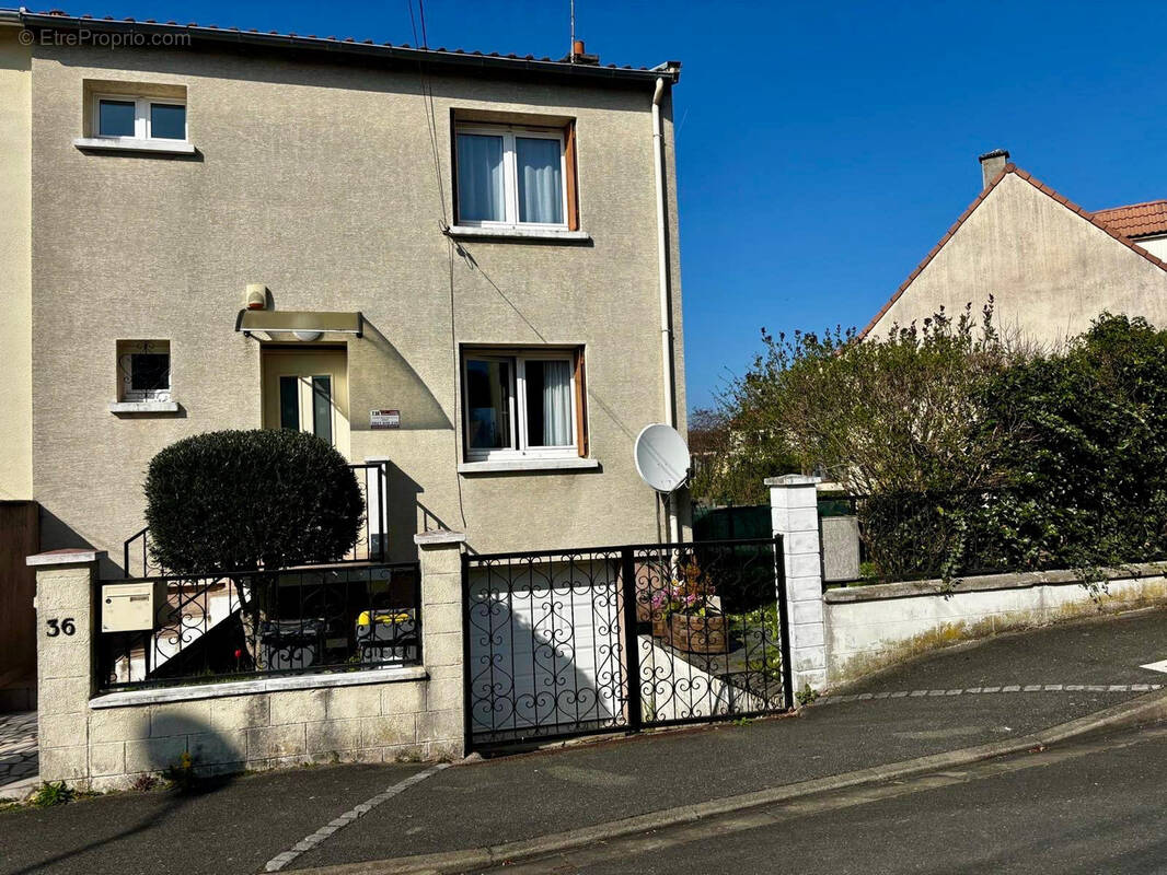 Maison à VILLIERS-SUR-MARNE