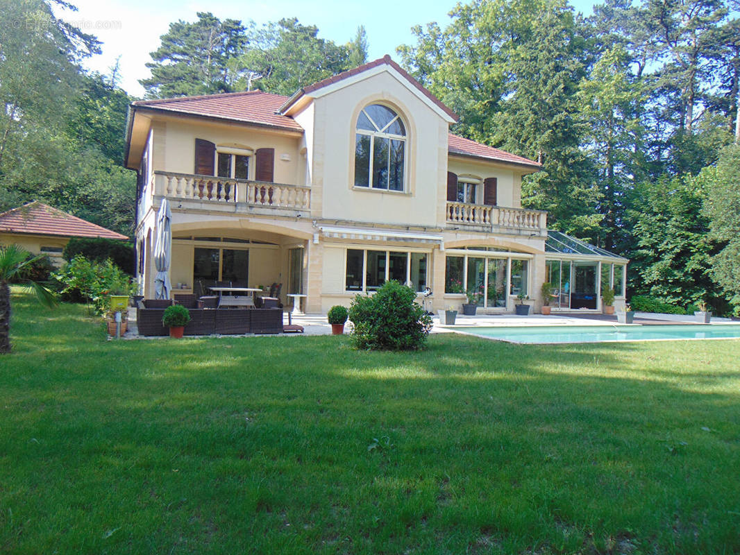 Maison à GEX