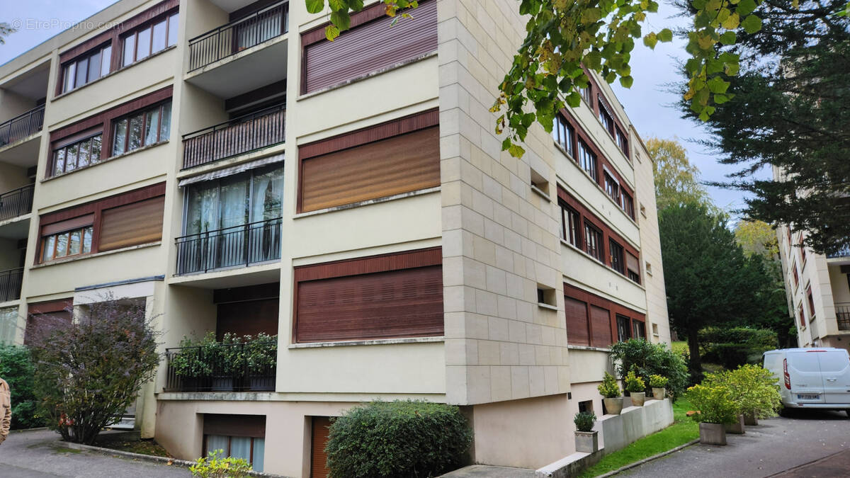 Appartement à VAUCRESSON