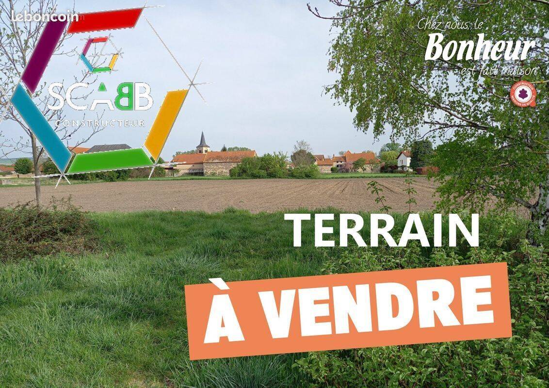 Terrain à ESPINASSE-VOZELLE