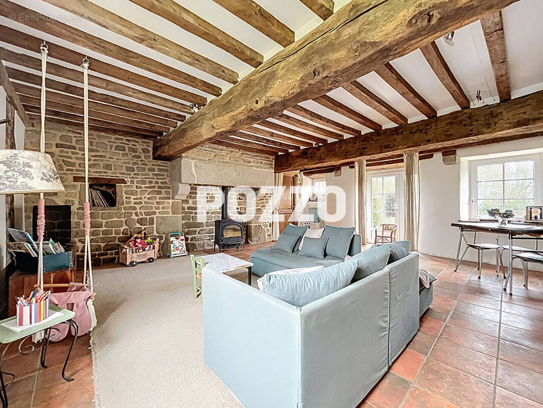 Maison à LA BLOUTIERE