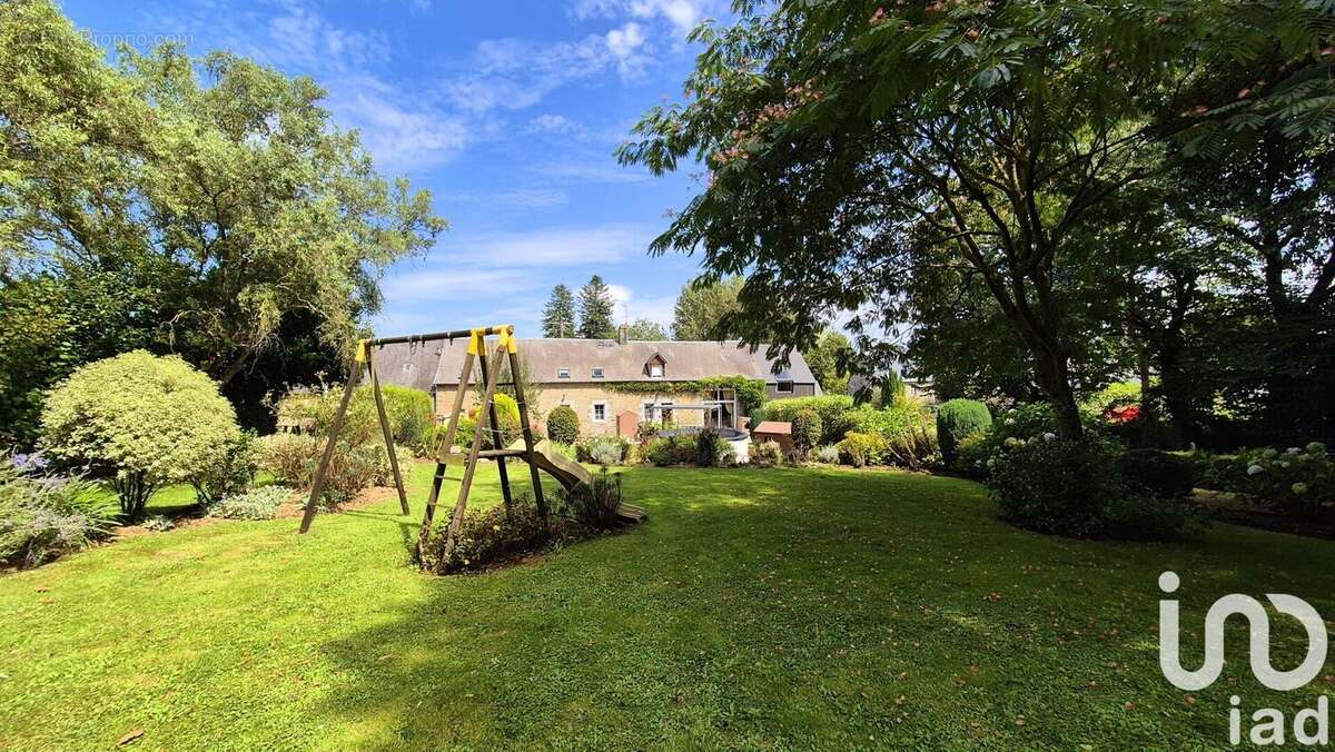 Photo 2 - Maison à LECOUSSE