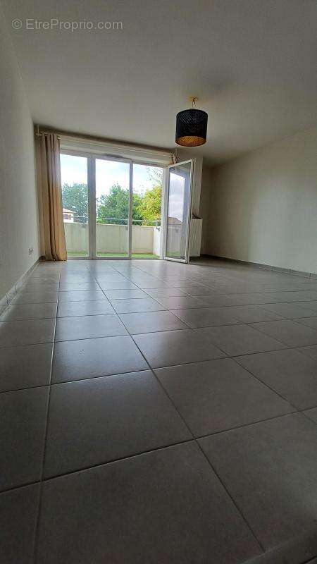 Appartement à POMPIGNAC