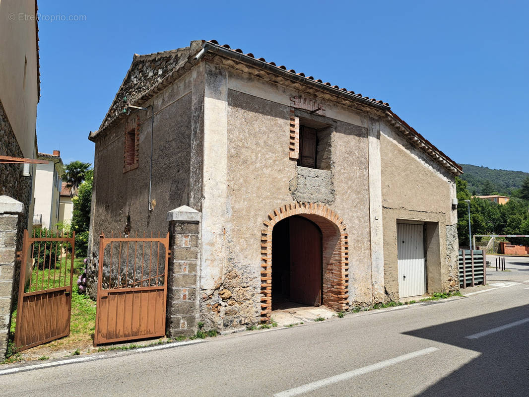 Appartement à SUMENE