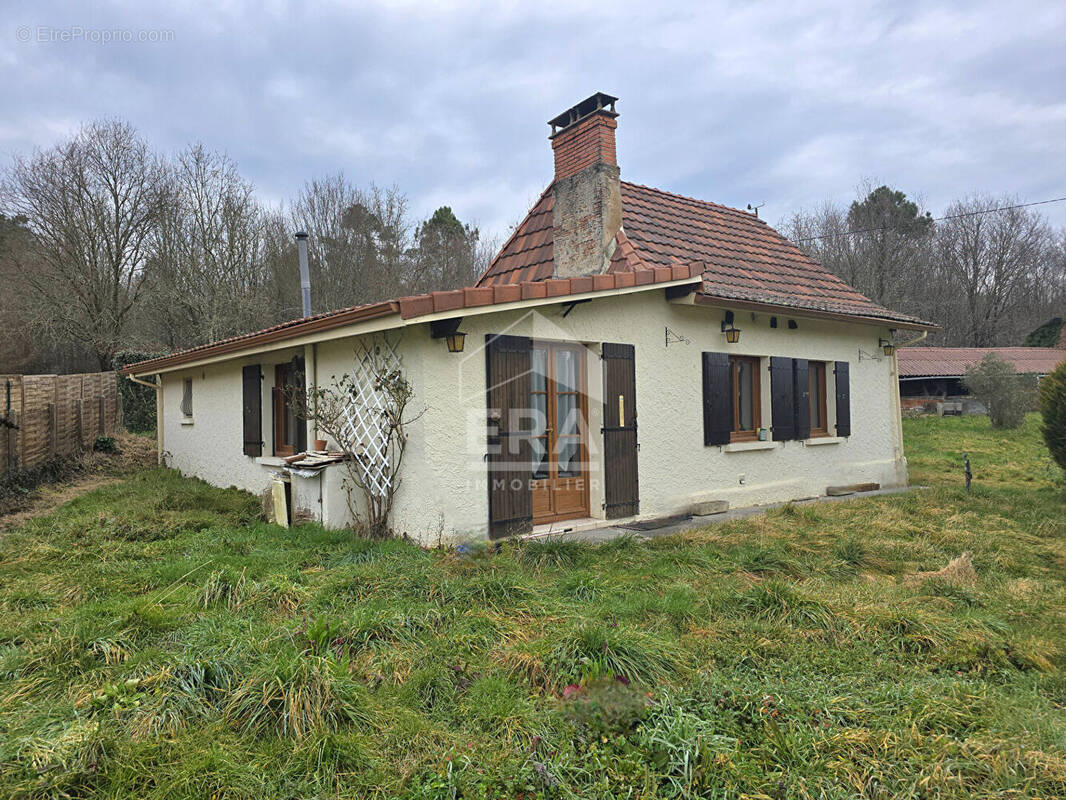 Maison à MONTPON-MENESTEROL