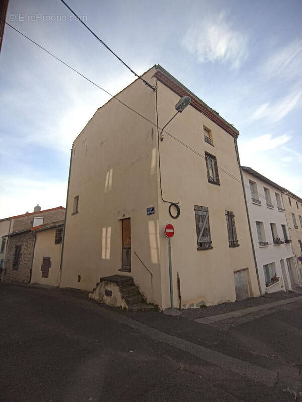 Maison à COURNON-D&#039;AUVERGNE