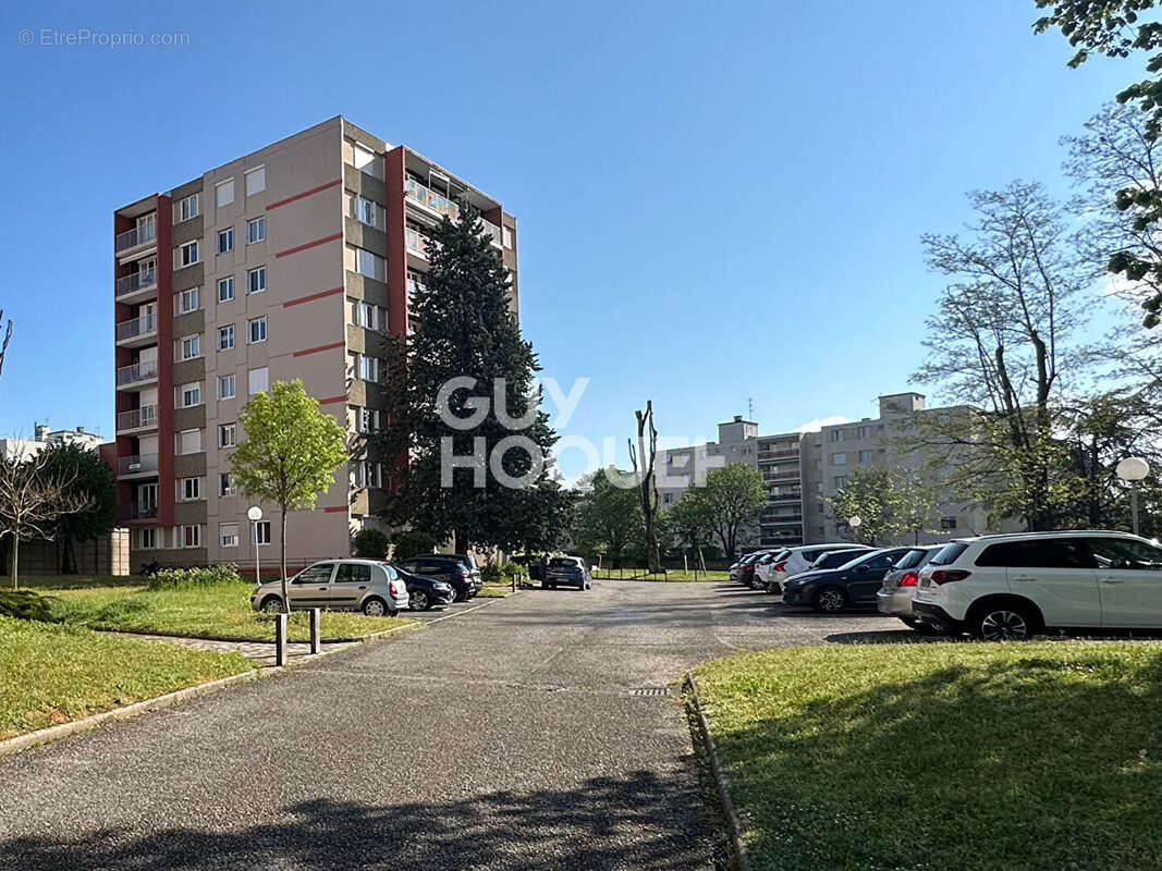 Appartement à CALUIRE-ET-CUIRE
