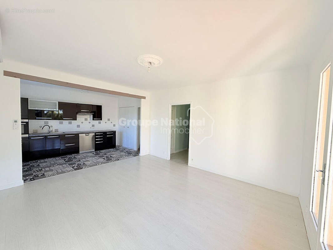 Appartement à AUBIGNAN