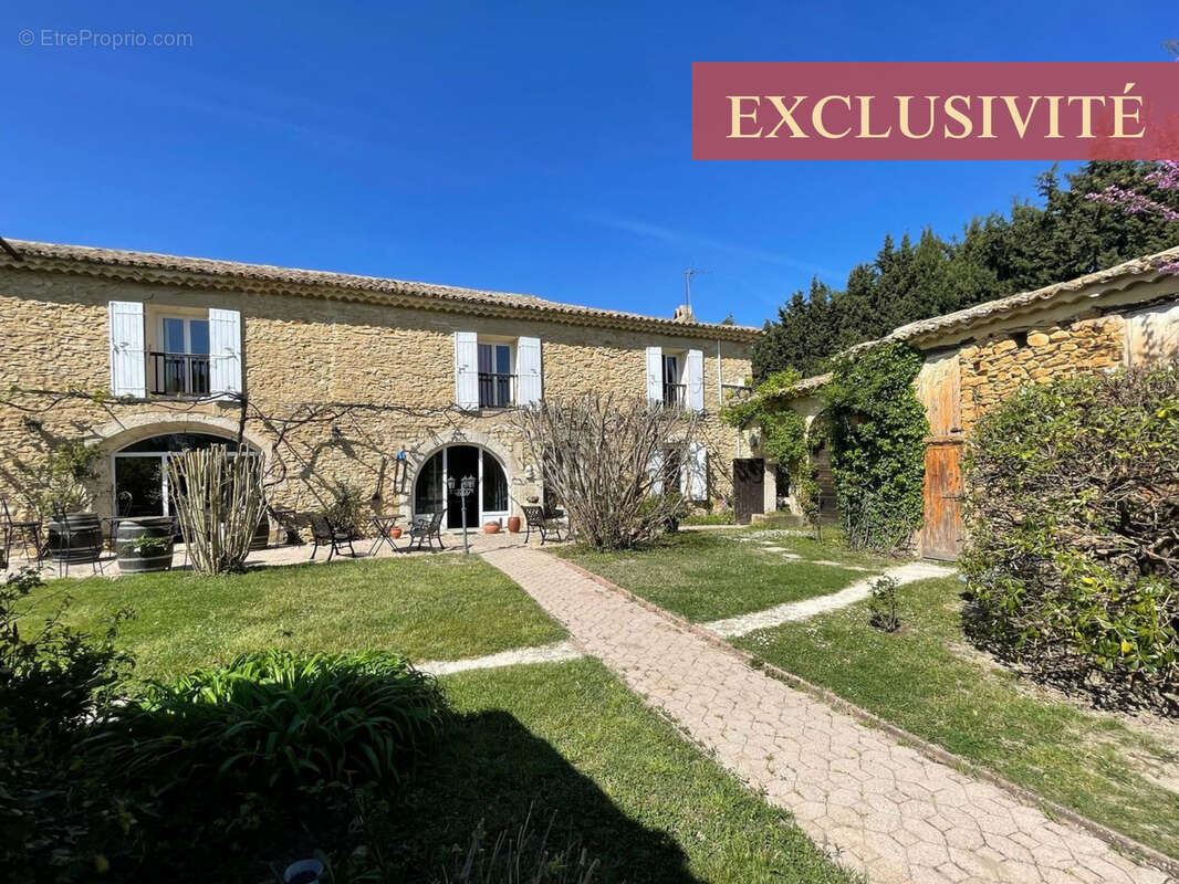 Maison à PIOLENC