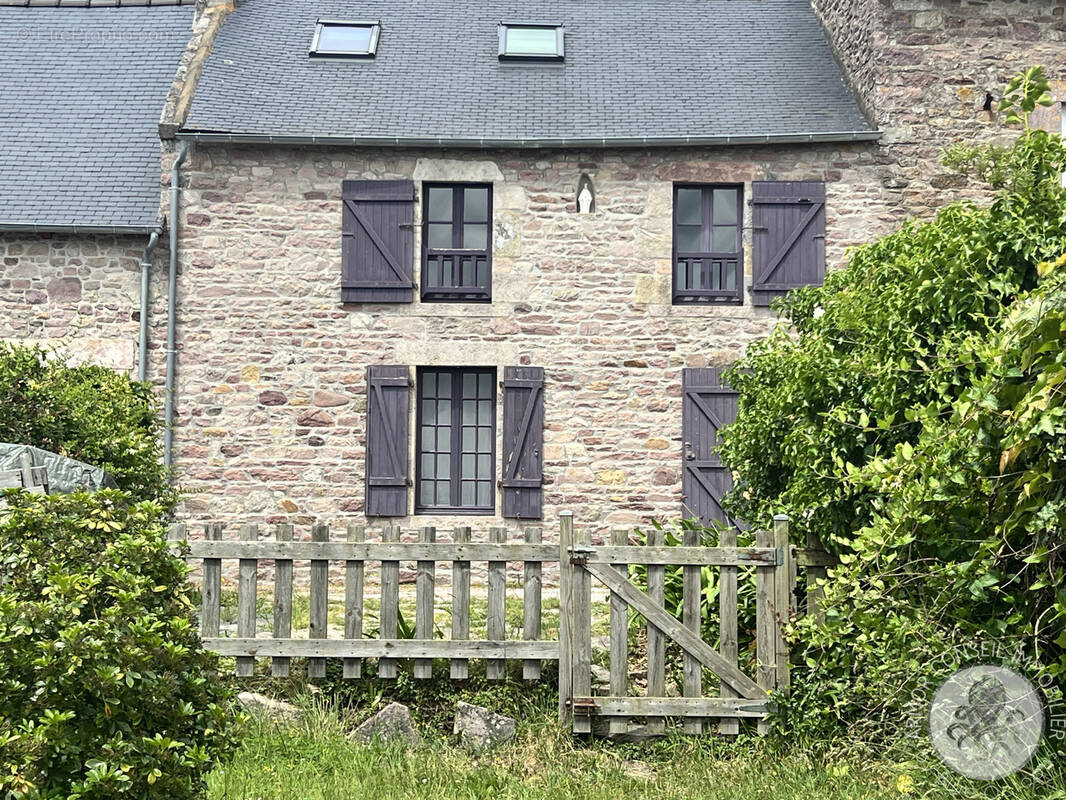 Maison à FREHEL