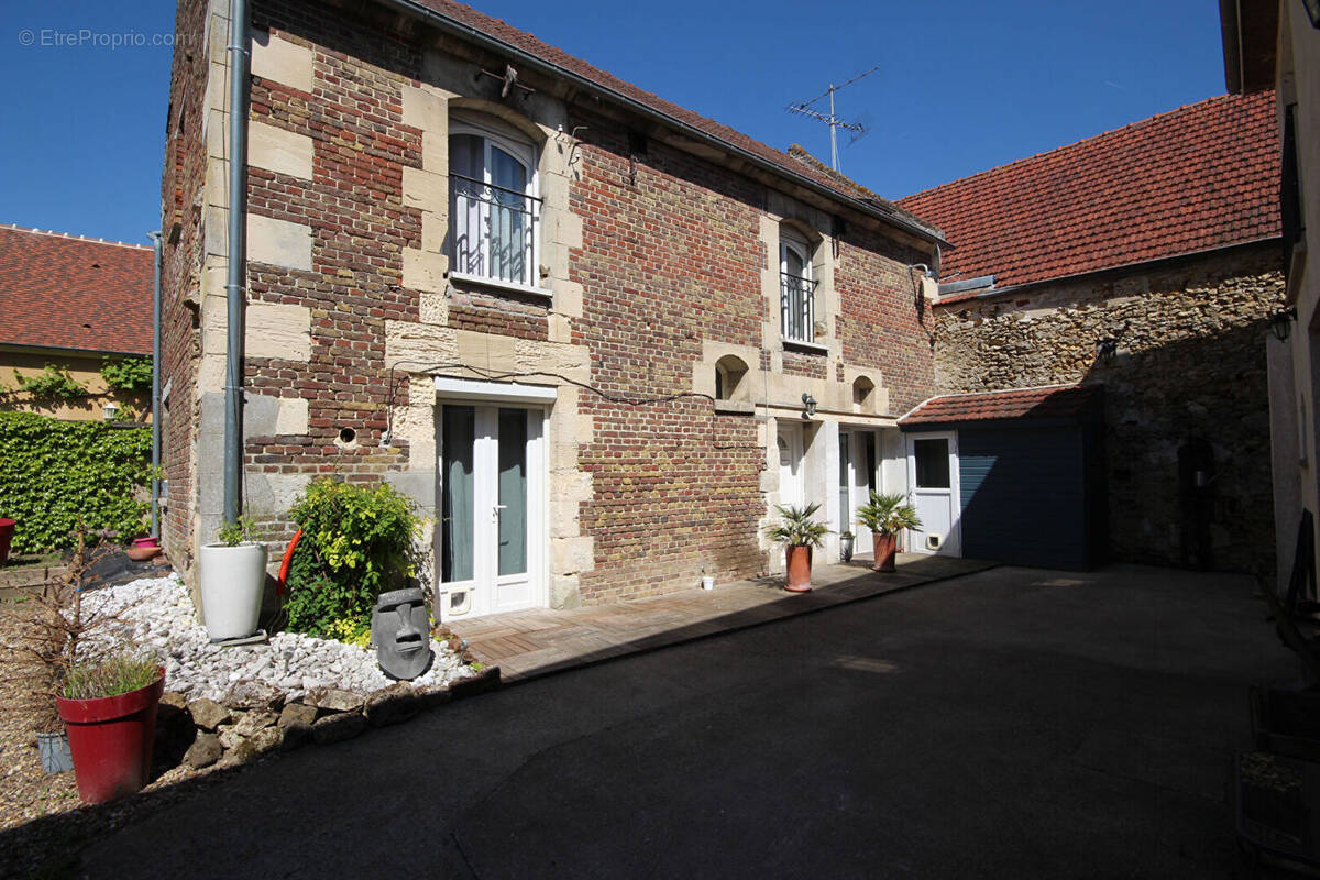 Maison à SACY-LE-GRAND