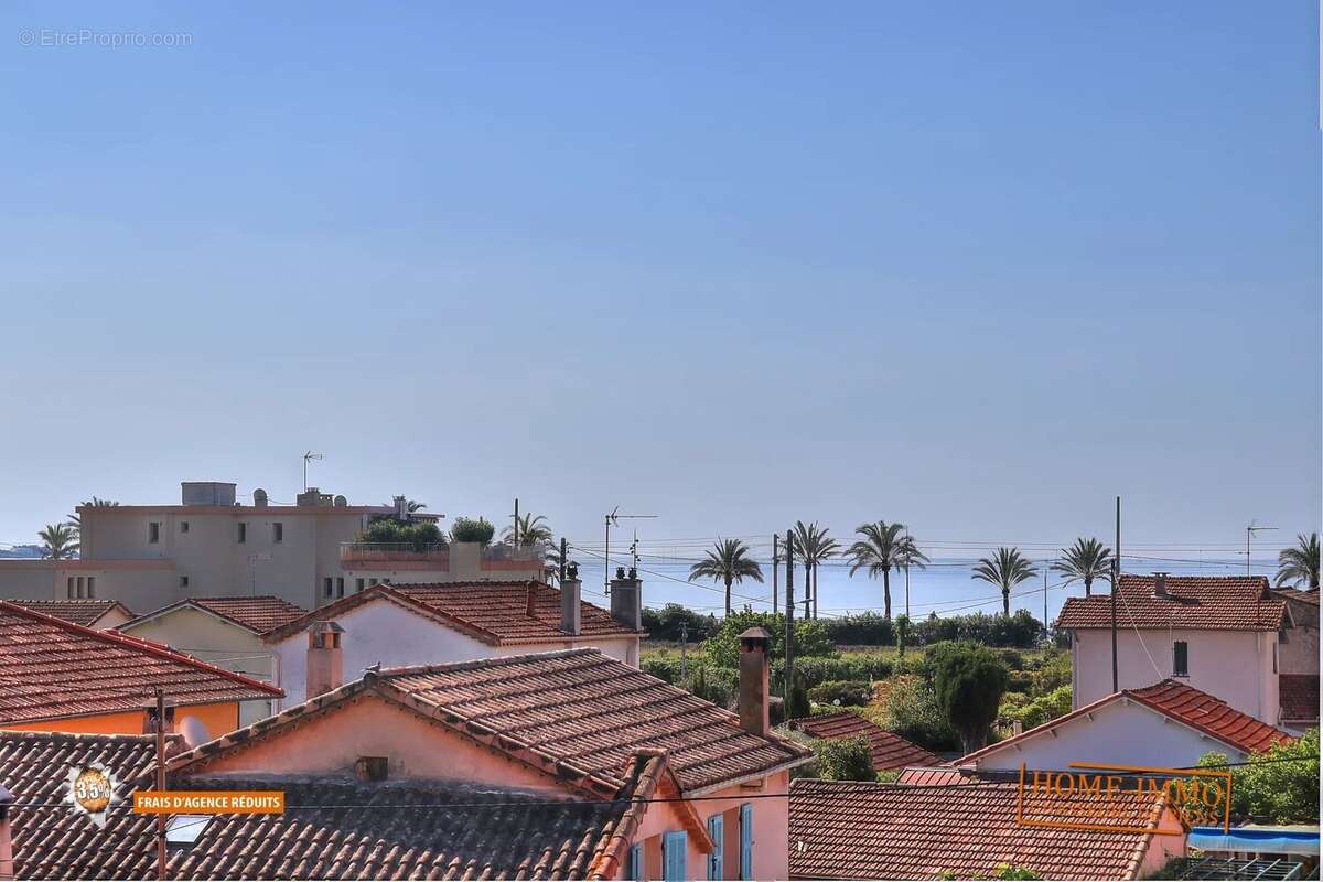 Appartement à VALLAURIS