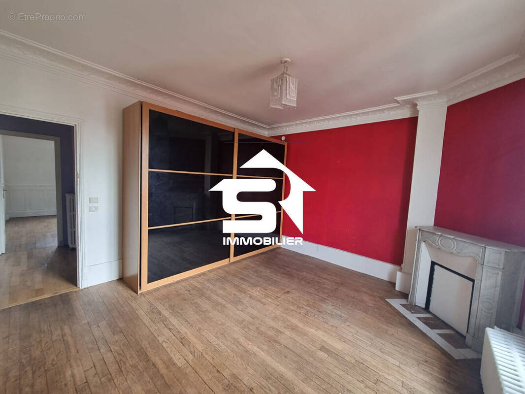 Appartement à FONTENAY-SOUS-BOIS