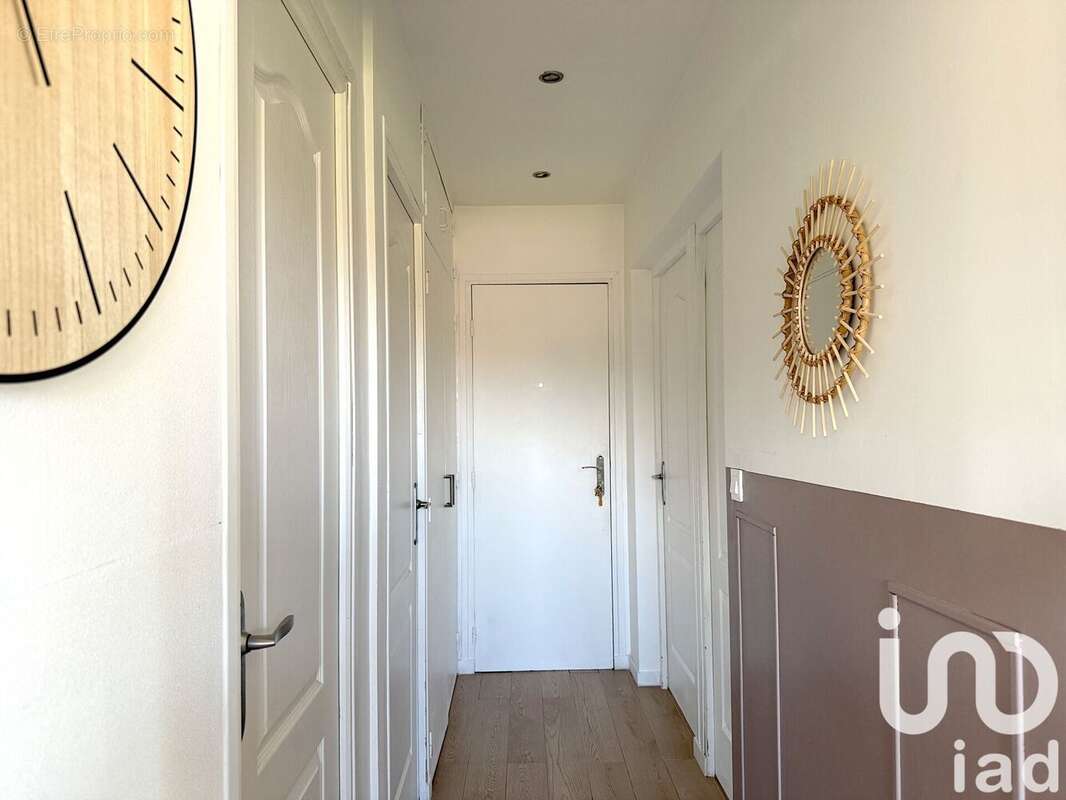 Photo 6 - Appartement à LA QUEUE-LES-YVELINES