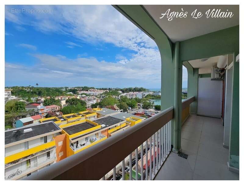 Appartement à POINTE-A-PITRE