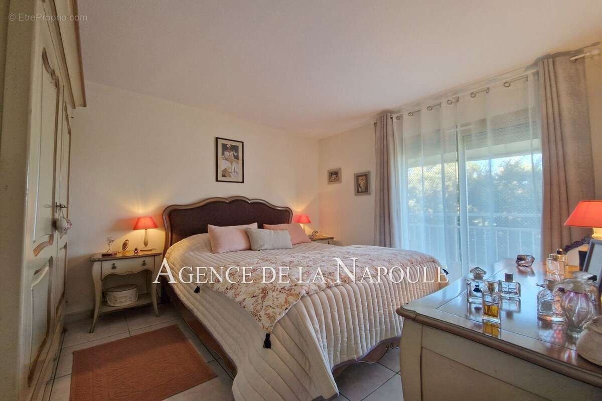 Appartement à MANDELIEU-LA-NAPOULE