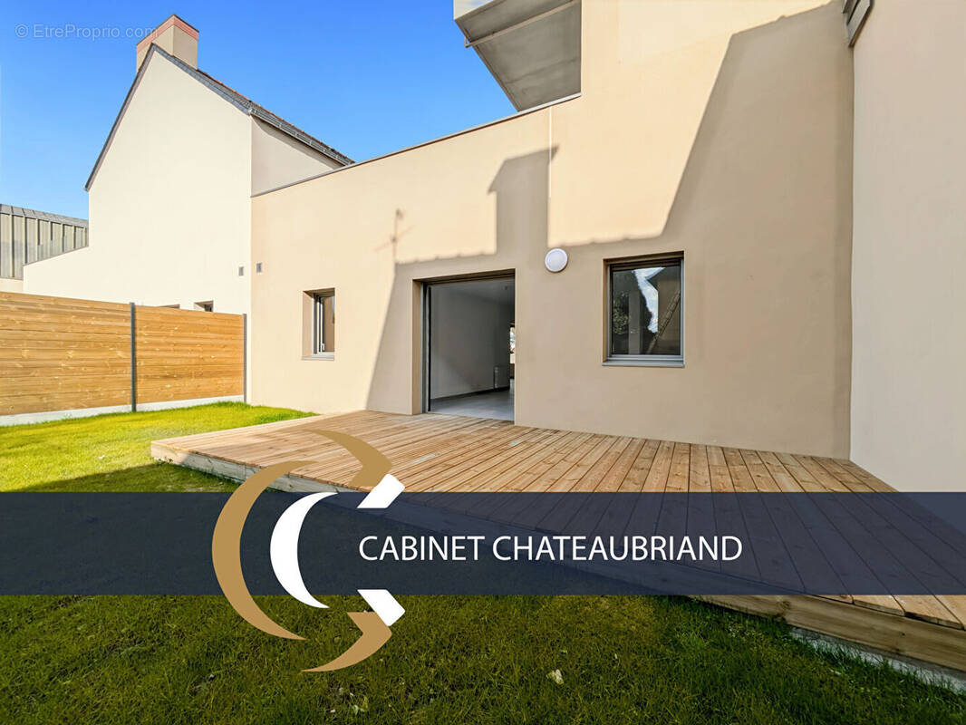 Appartement à COMBOURG