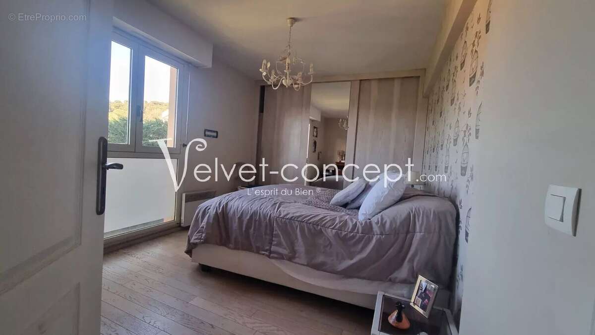 Appartement à LE CANNET