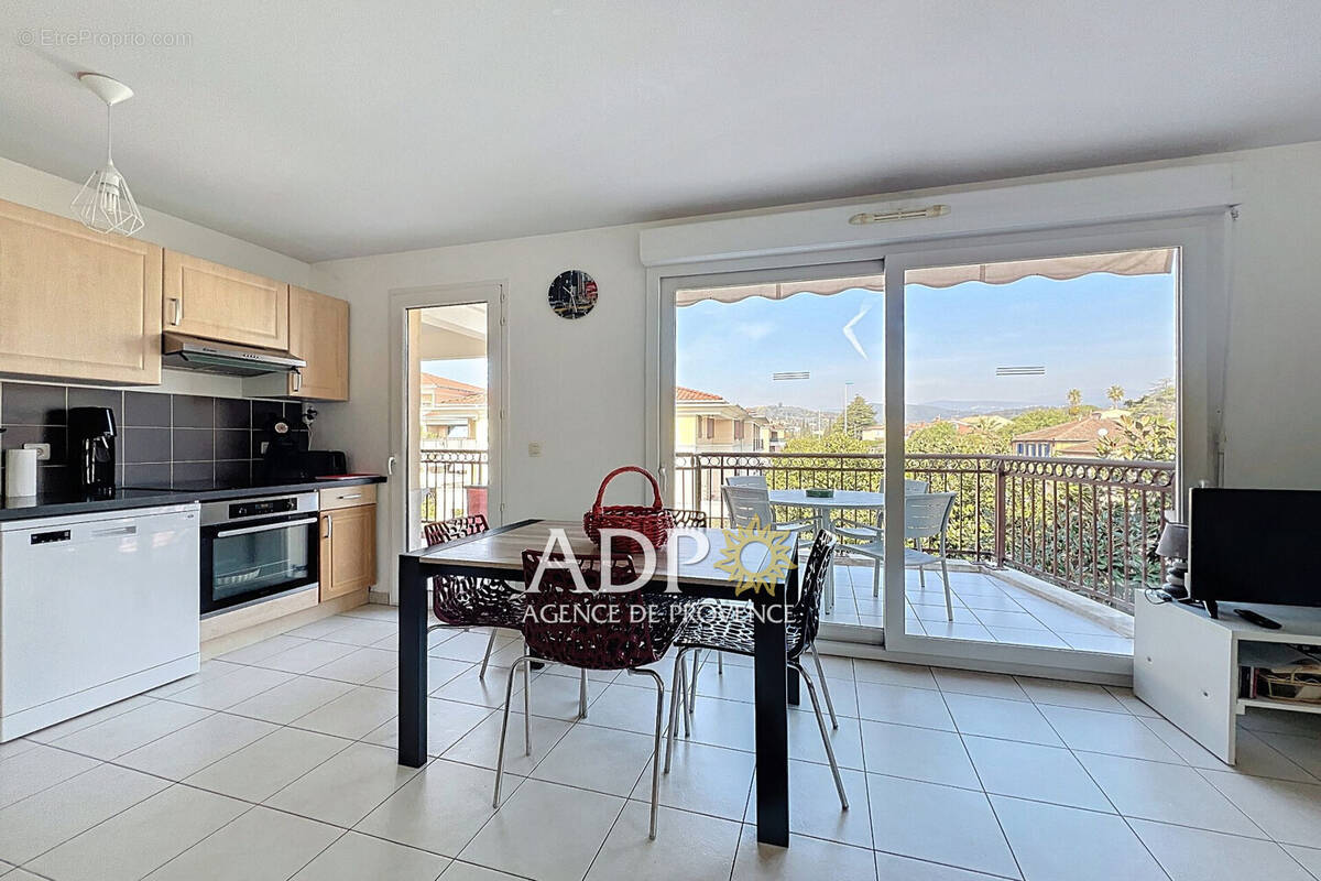 Appartement à PEGOMAS